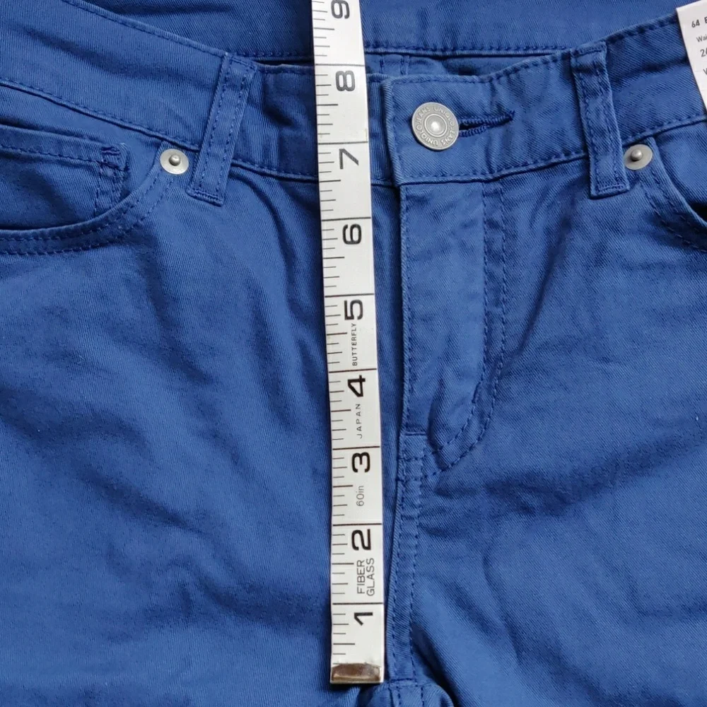 Uniqlo NWT Skinny Fit blue pants 26" X 33" - Picture 5 of 5